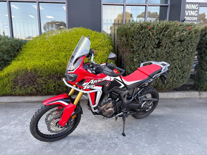 2016 Honda CRF1000L AFRICA TWIN Red