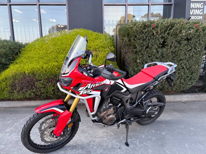 2016 Honda CRF1000L AFRICA TWIN Red