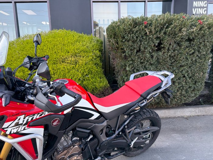 2016 Honda CRF1000L AFRICA TWIN Red