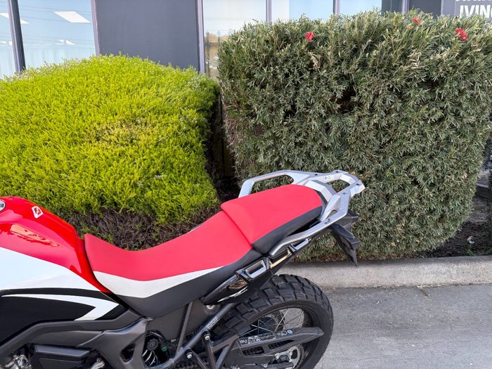 2016 Honda CRF1000L AFRICA TWIN Red