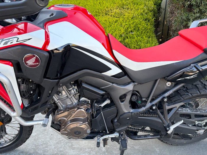 2016 Honda CRF1000L AFRICA TWIN Red