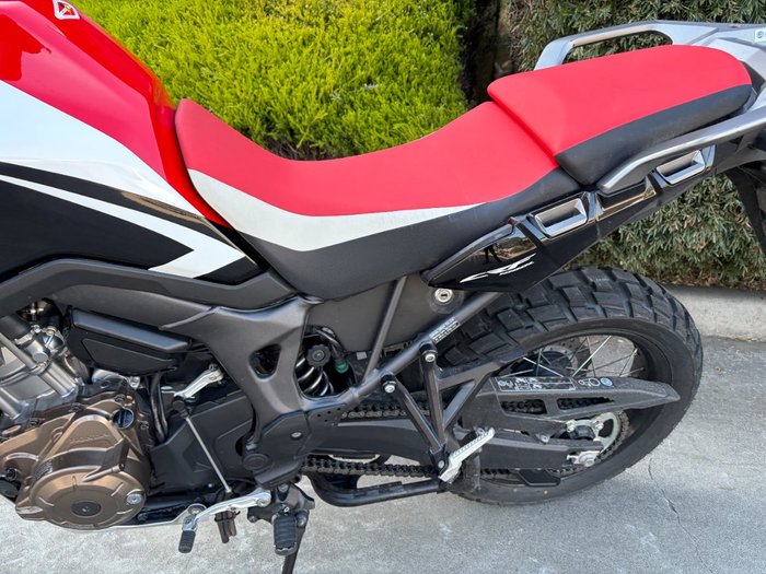 2016 Honda CRF1000L AFRICA TWIN Red
