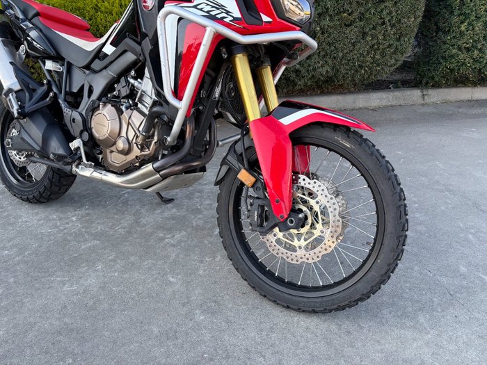2016 Honda CRF1000L AFRICA TWIN Red