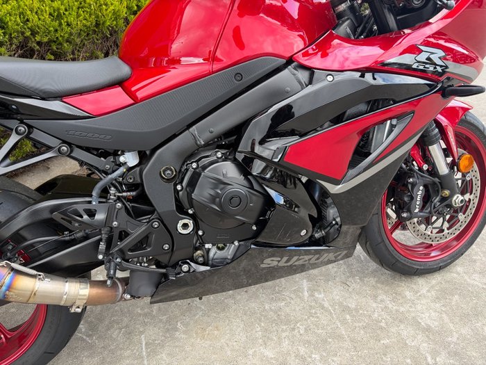 2025 Suzuki GSX-R1000A Red