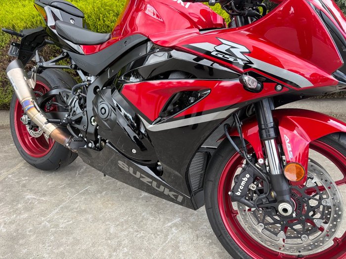2025 Suzuki GSX-R1000A