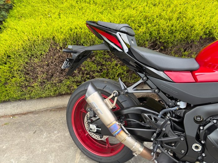 2025 Suzuki GSX-R1000A Red