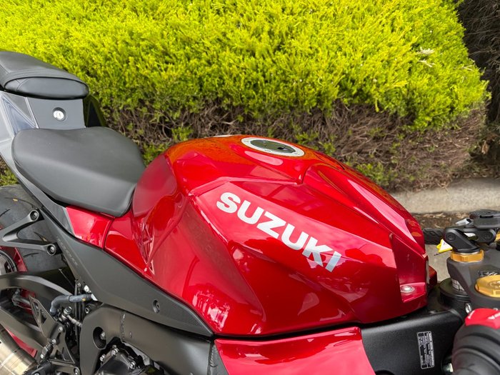 2025 Suzuki GSX-R1000A