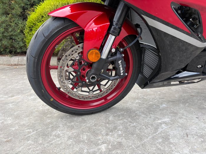 2025 Suzuki GSX-R1000A Red