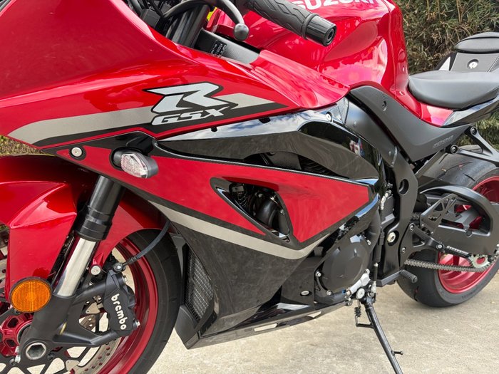 2025 Suzuki GSX-R1000A Red