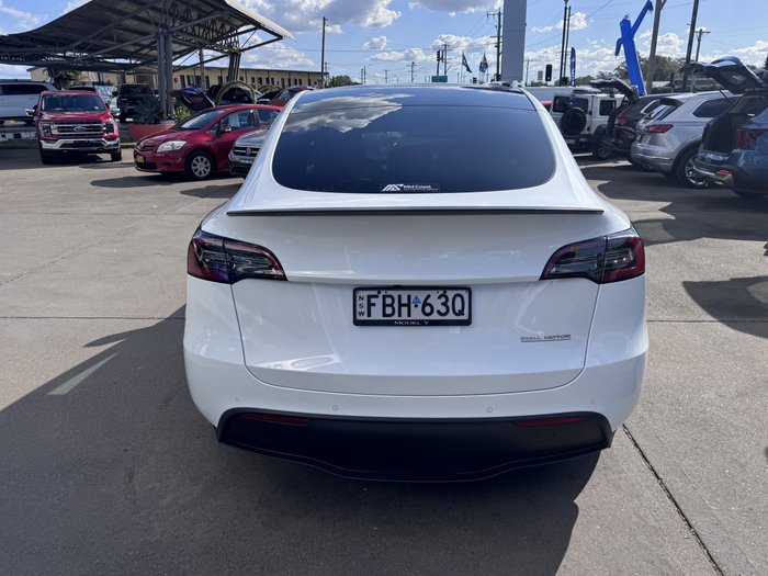 2023 Tesla Model Y Performance (No Series) AWD White