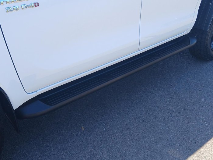 2022 Toyota Hilux SR