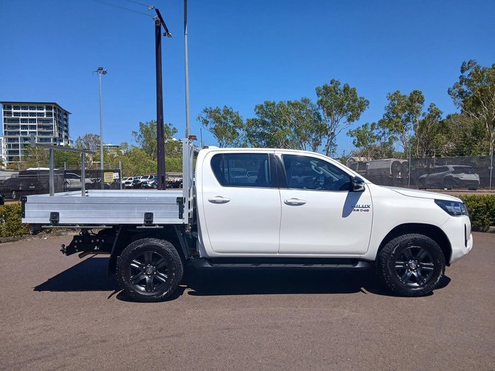 2022 Toyota Hilux SR