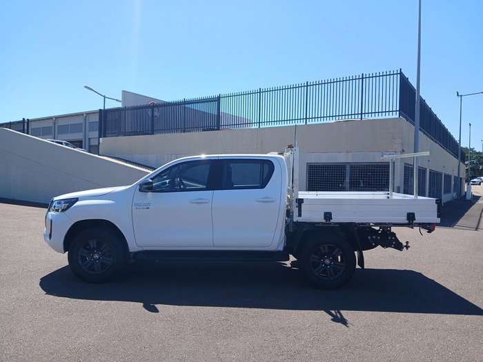 2022 Toyota Hilux SR
