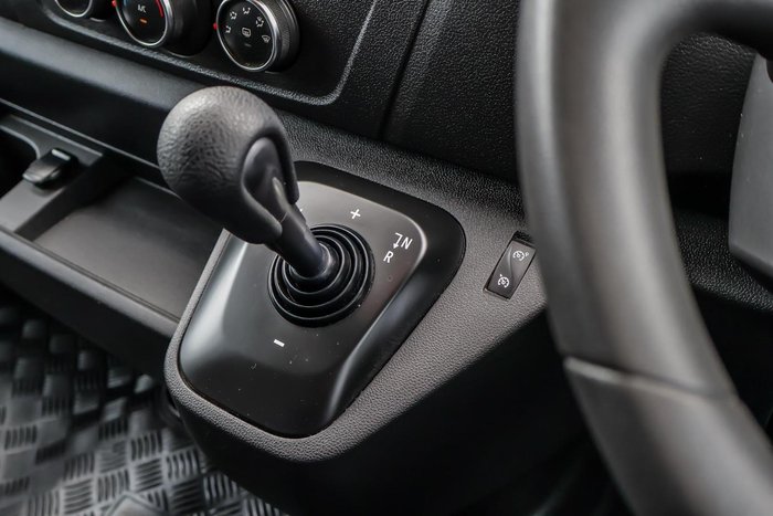 2022 Renault Master Pro 110kW