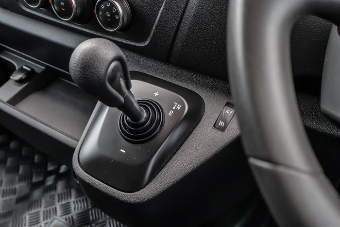 2022 Renault Master Pro 110kW