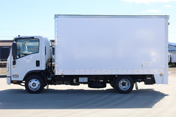 2022 Isuzu N Series
