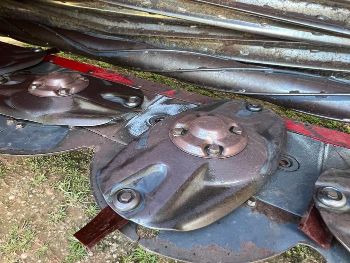 2016 Massey Ferguson Wr9870 & 9196