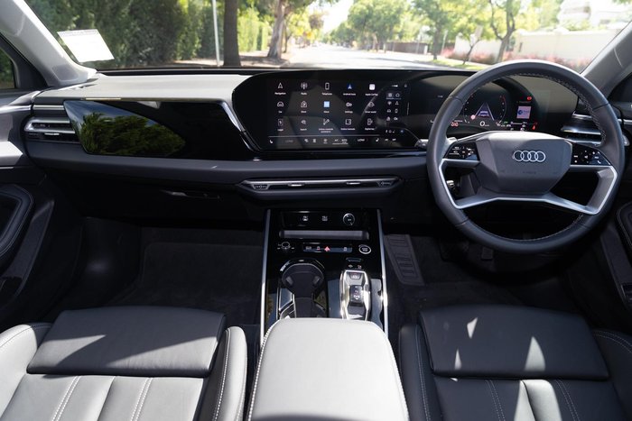 2025 Audi A5 TFSI 150kW S line