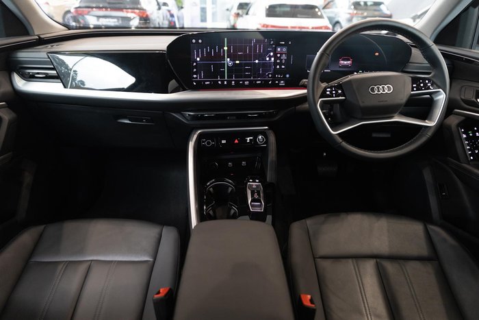 2025 Audi Q5 TFSI 150kW