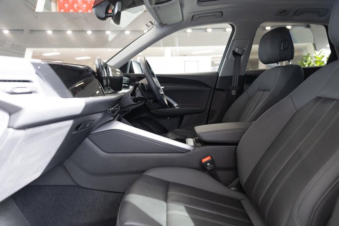 2025 Audi Q5 TFSI 150kW