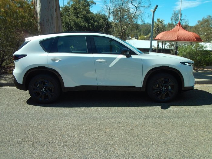 2026 Mazda CX-5 G25 Akera