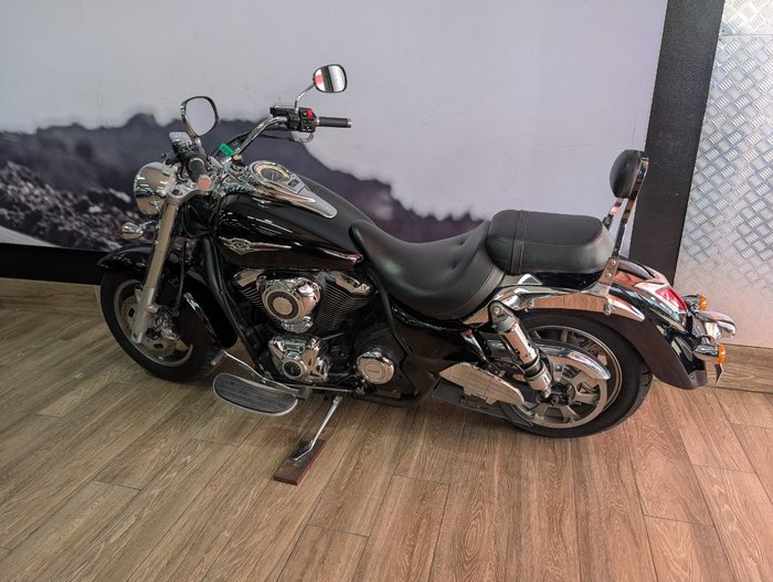 2010 Kawasaki VULCAN 1700 CLASSIC (VN1700) BLACK