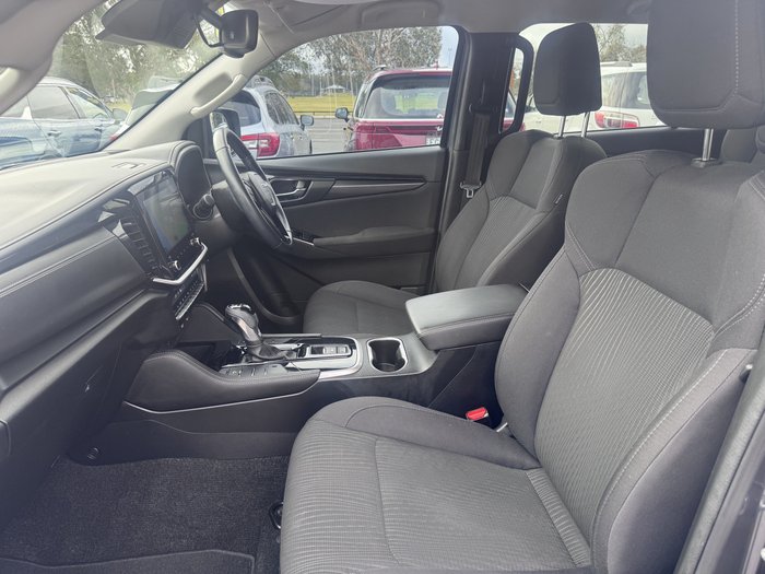 2025 Isuzu MU-X LS-U