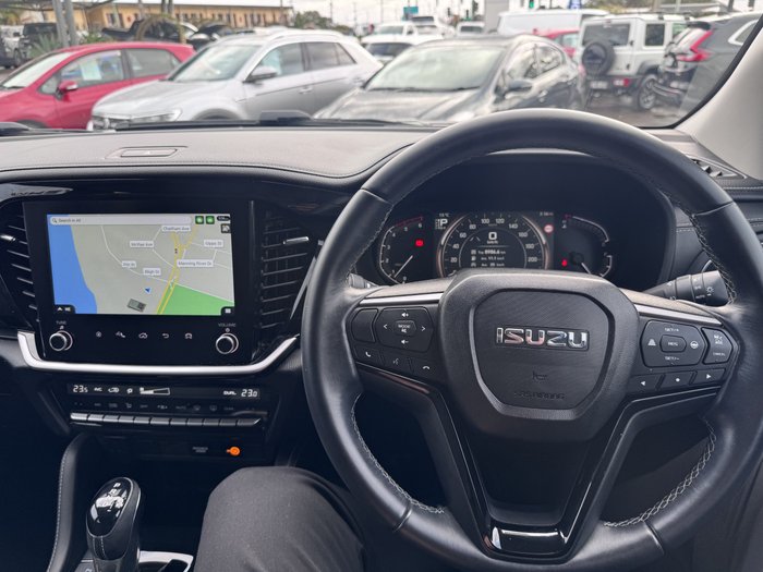 2025 Isuzu MU-X LS-U