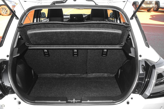2026 Suzuki Swift Hybrid Plus UZ Pure White