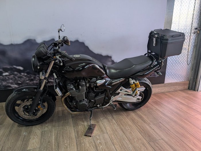 2015 Yamaha XJR1300 Black