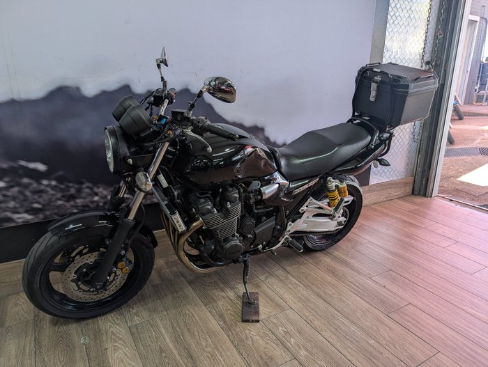2015 Yamaha XJR1300 Black