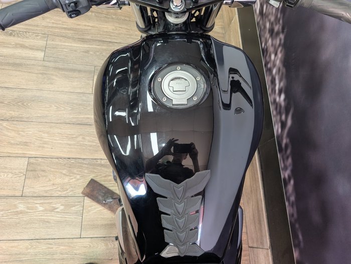2015 Yamaha XJR1300 Black