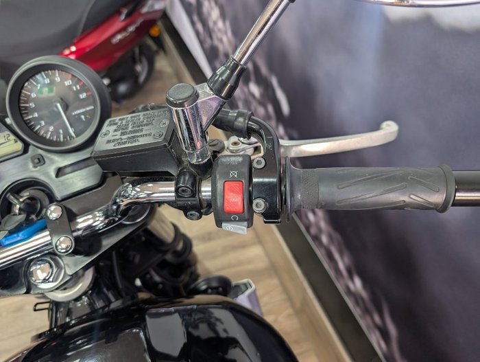 2015 Yamaha XJR1300 Black