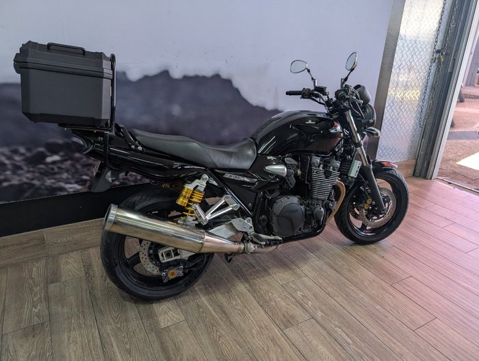 2015 Yamaha XJR1300 Black