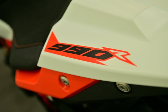 2026 Ktm 990 DUKE R Orange