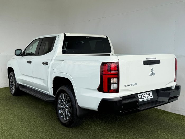2026 Mitsubishi Triton GLS