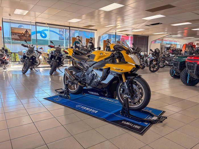 2016 Yamaha
