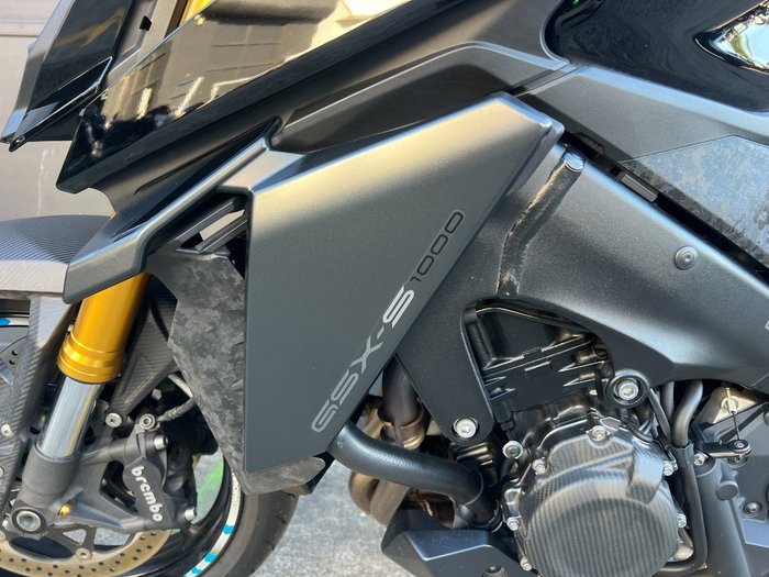 2023 Suzuki GSX-S1000 BLACK