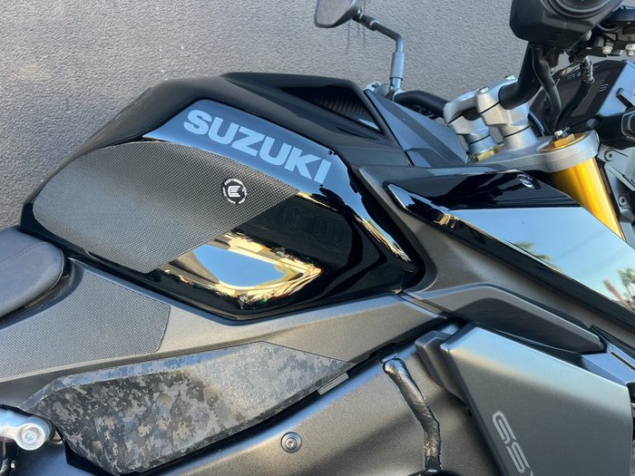 2023 Suzuki GSX-S1000 BLACK