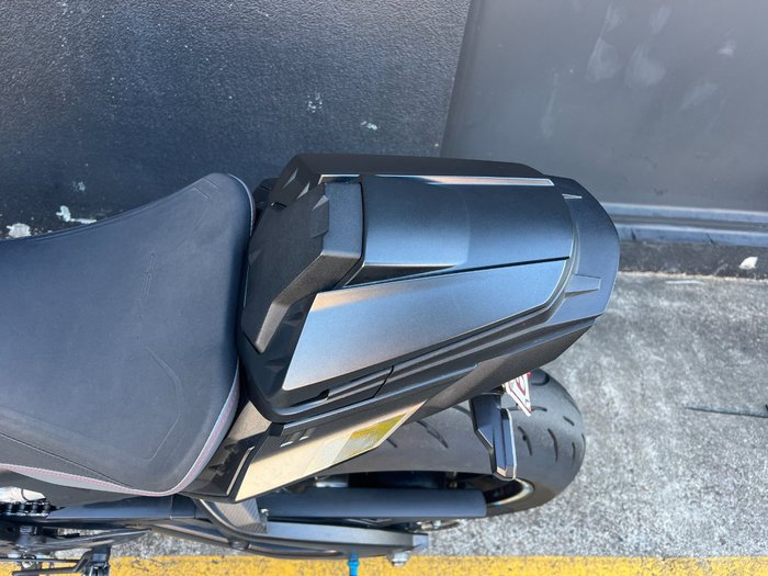 2023 Suzuki GSX-S1000 BLACK