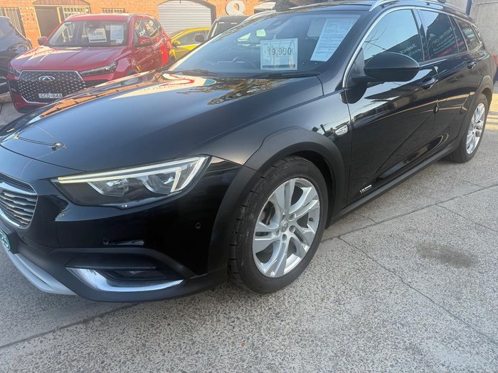 2018 Holden Calais