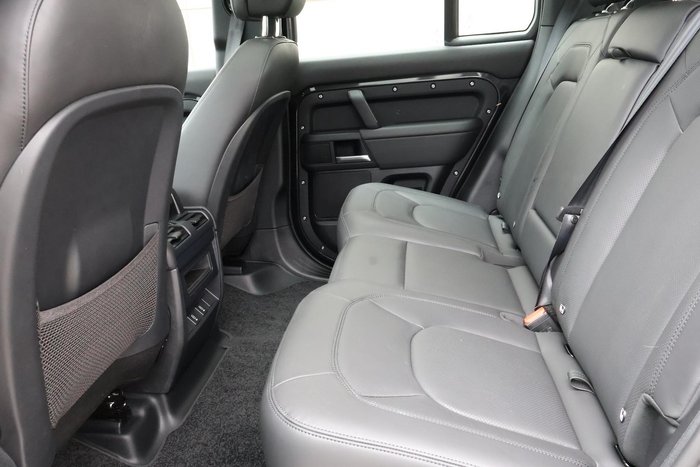 2025 Land Rover Defender 110 D350 X-Dynamic HSE