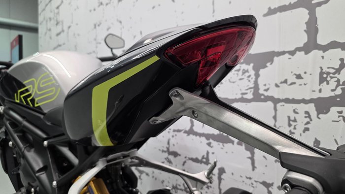 2026 Triumph Speed Triple RS 1200 Speed Triple Grey