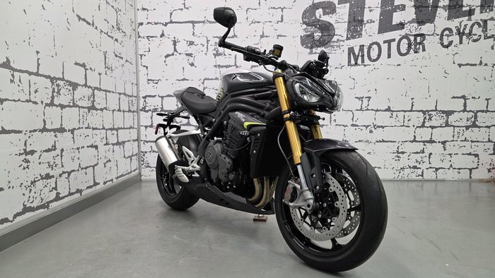 2026 Triumph Speed Triple RS 1200 Speed Triple Grey