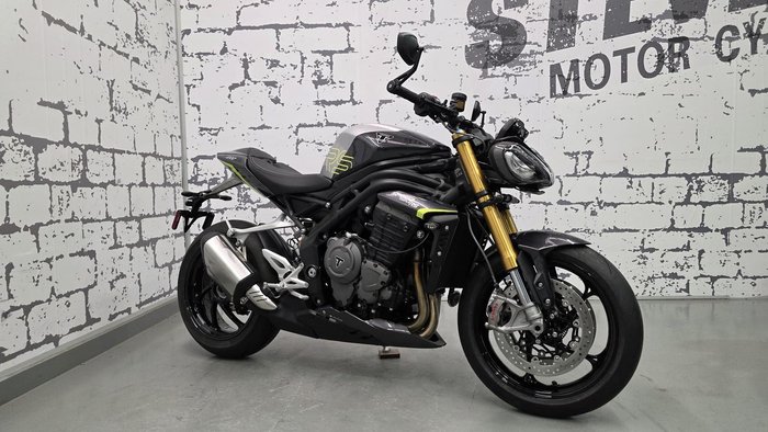 2026 Triumph Speed Triple RS 1200 Speed Triple Grey