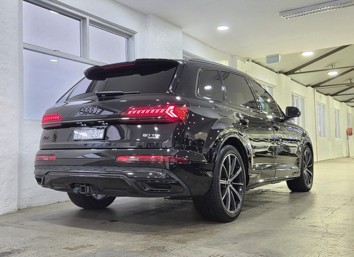 2021 Audi Q7 50 TDI S line