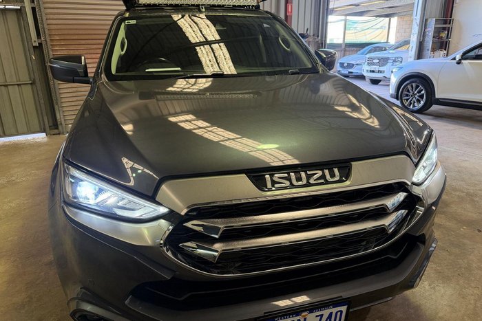 2021 Isuzu MU-X LS-U