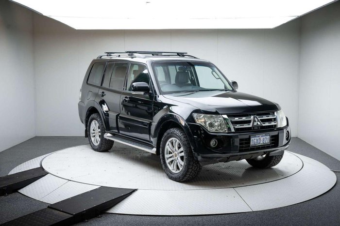 2013 Mitsubishi Pajero