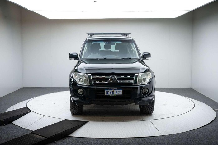 2013 Mitsubishi Pajero