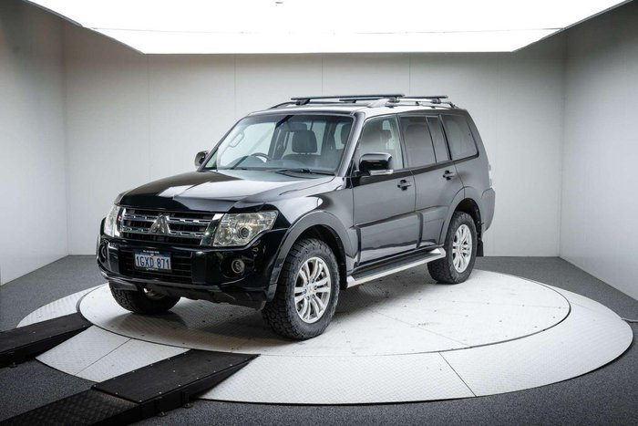 2013 Mitsubishi Pajero